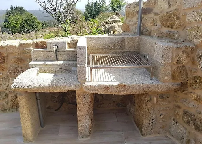 A Casa Dos Pobres بيت للعطل موتشيا